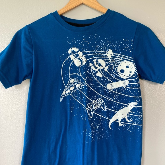 💕6 listings/$12💕 boys Tshirt bundle - Picture 8 of 11